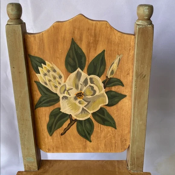 Vintage Hand Painted Floral Wooden Chair with Hand-Painted Design - Picture 8 of 9